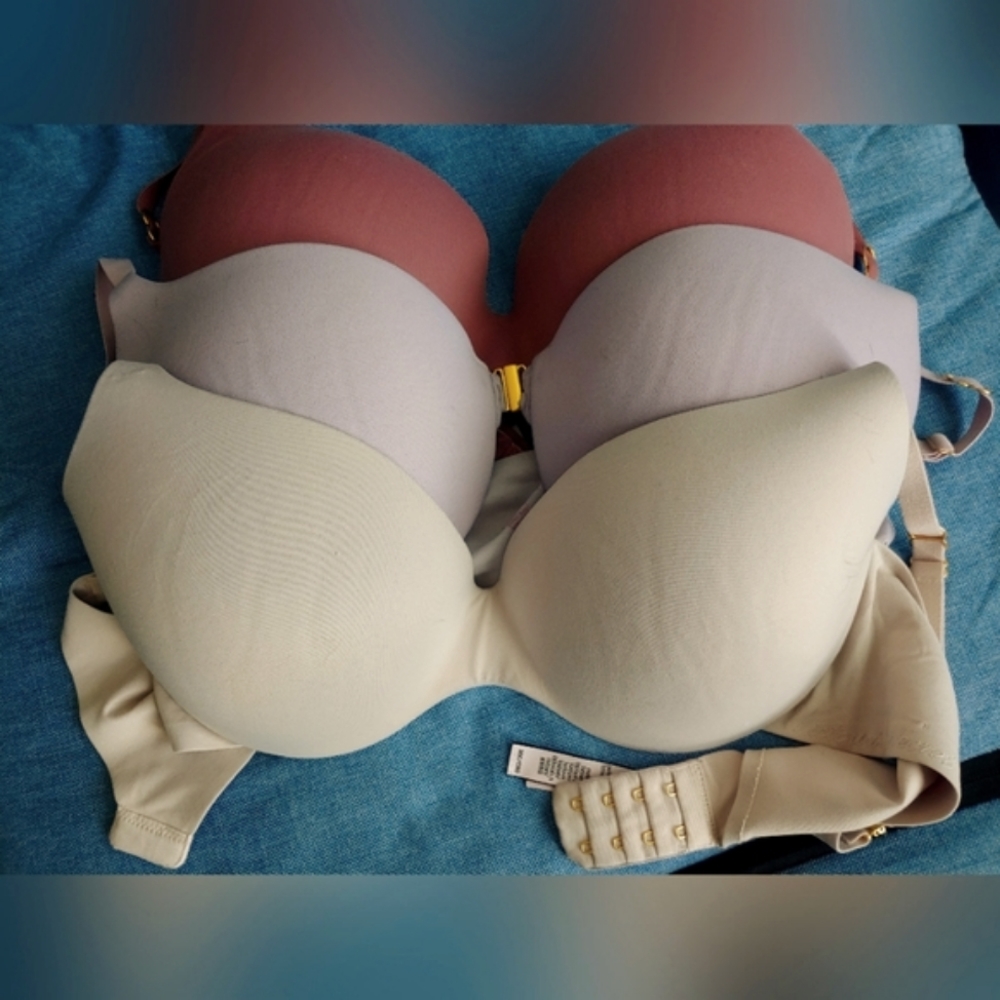 Victoria secret push up (3) bras